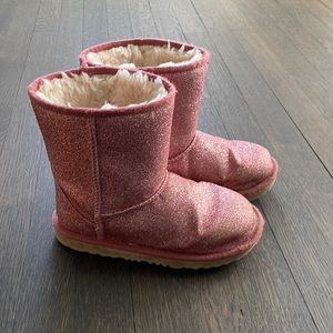 Girls Ugg Classic Short Glitter Boot
